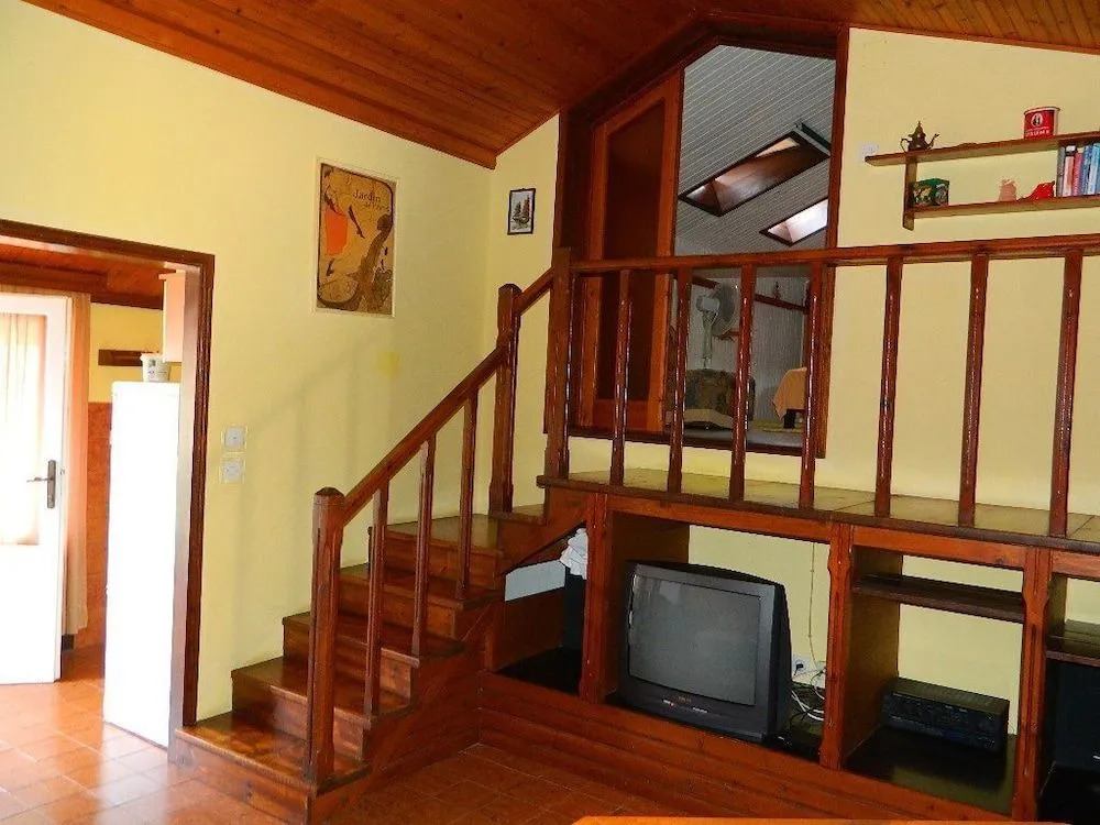 Apartments and Rooms Darinka