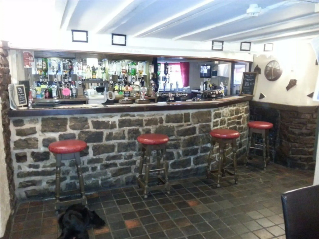 The Cross Inn