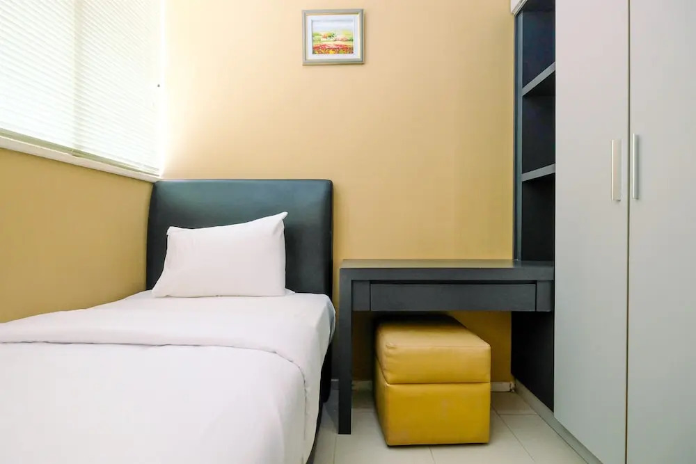 Spacious 2BR Apartment at The Lavande Residence