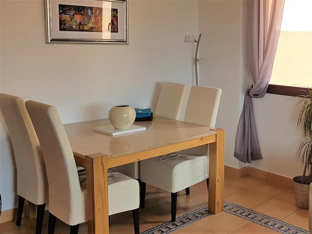 Stunning 4 bed duplex with sea views