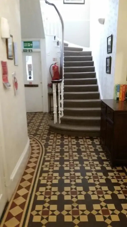 Blue Peter Hotel