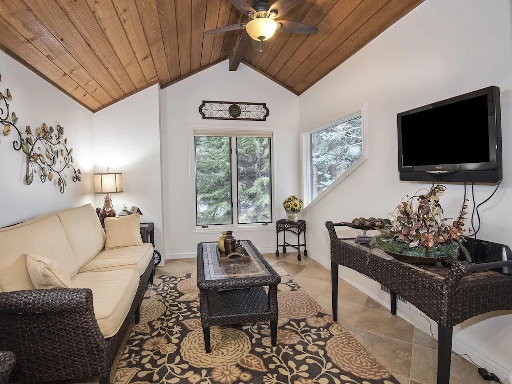 Ridgepoint Townhome 185