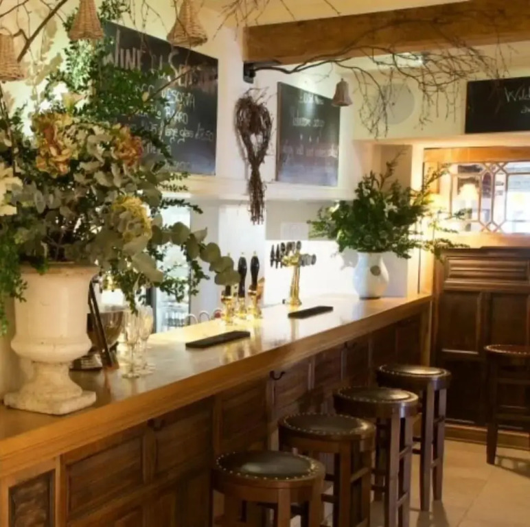The Bell at Hampton Poyle