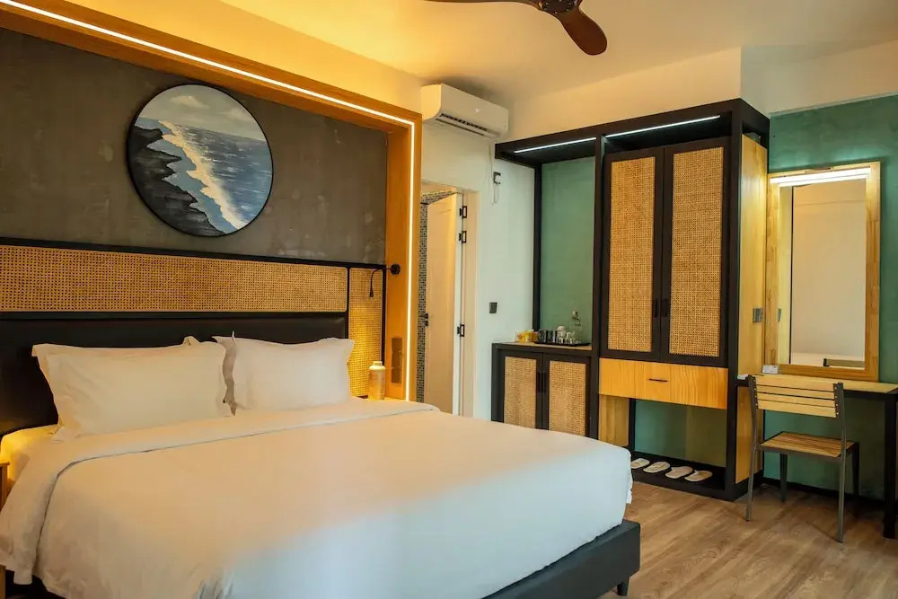 Athiri Residence Dhiffushi