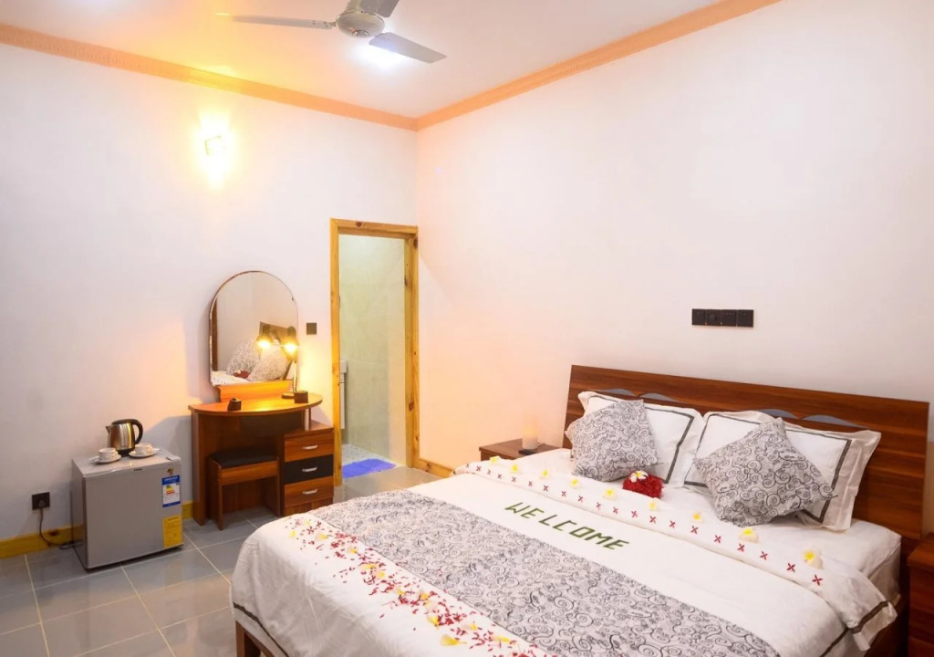 Ukulhas Breeze Inn