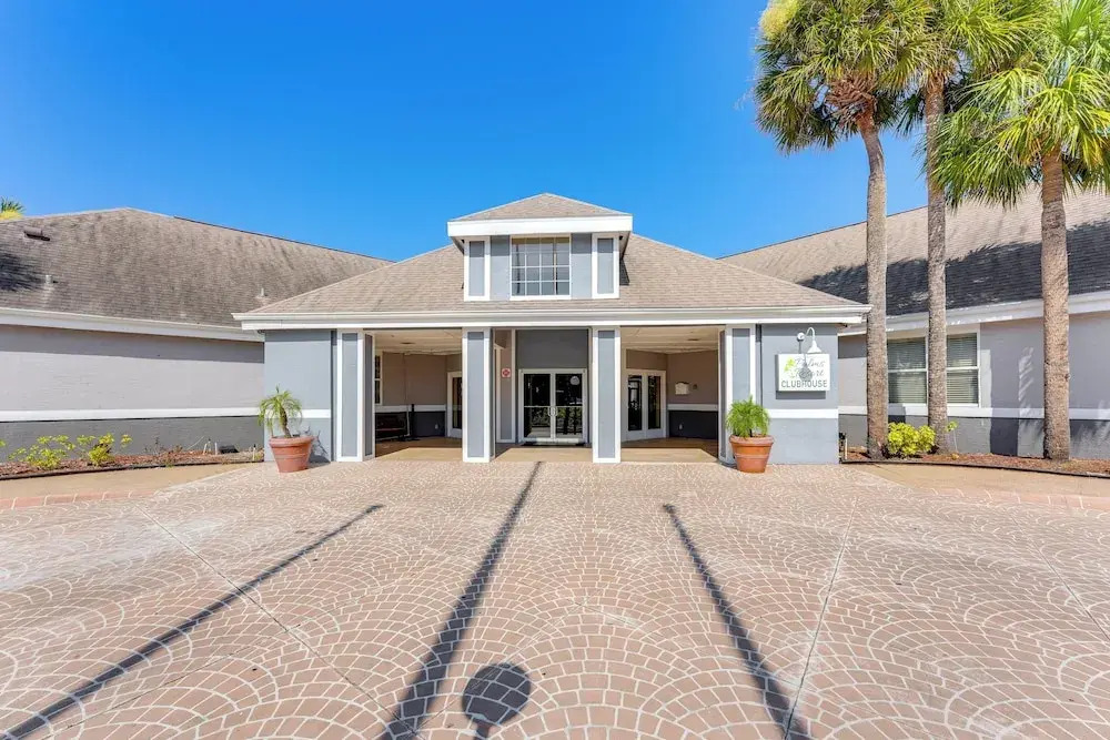 2 Mi to Disney & Old Town: Resort Condo w/ Perks
