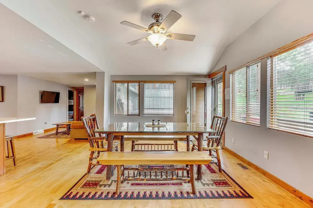 2 Mi to Downtown: Home w/ Hot Tub in Estes Park!