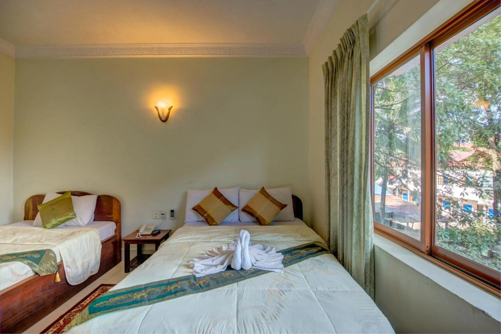 DV Angkor Villa