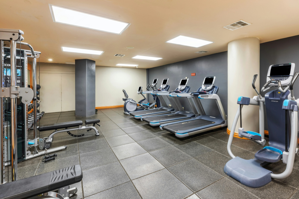 DoubleTree by Hilton Tulsa - Warren Place