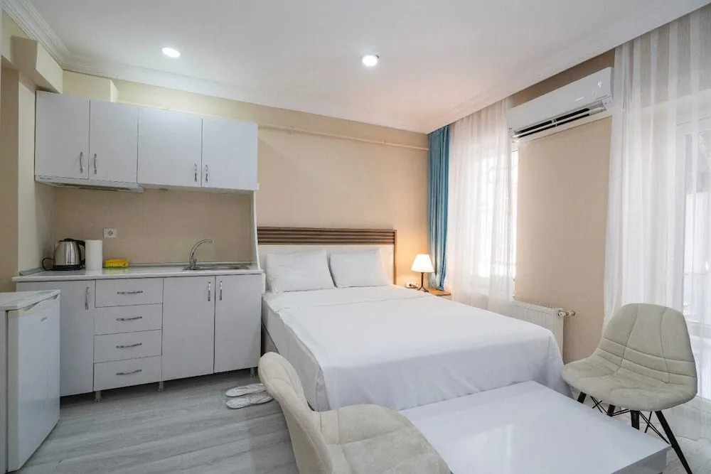 Bicer Hotel