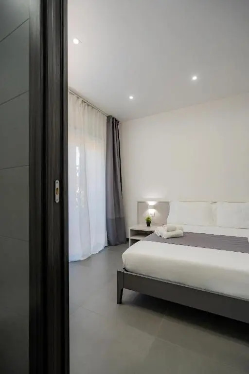 mc b&b
