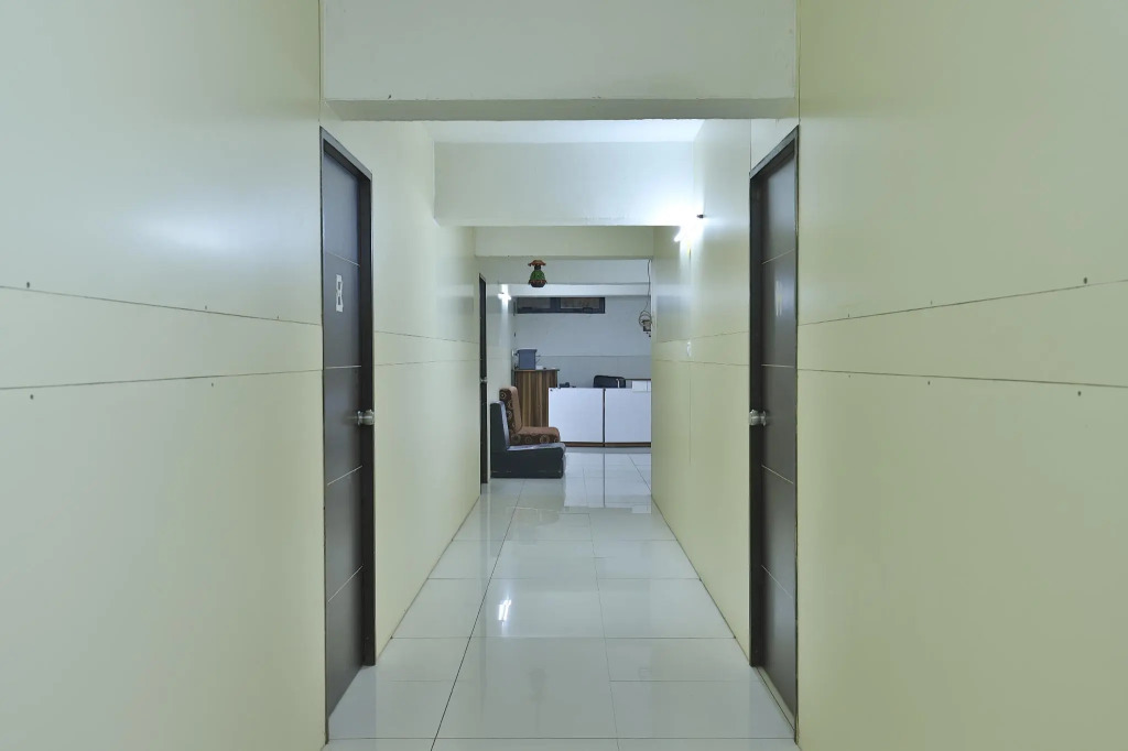 night-halt dormitory