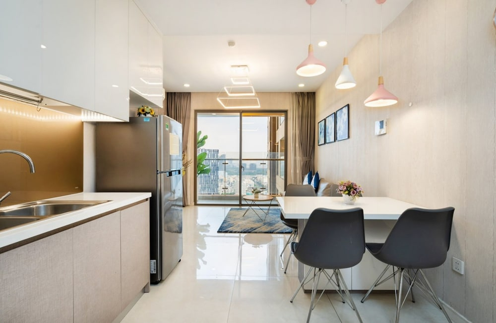 Otis Millennium Saigon Balcony Apartment