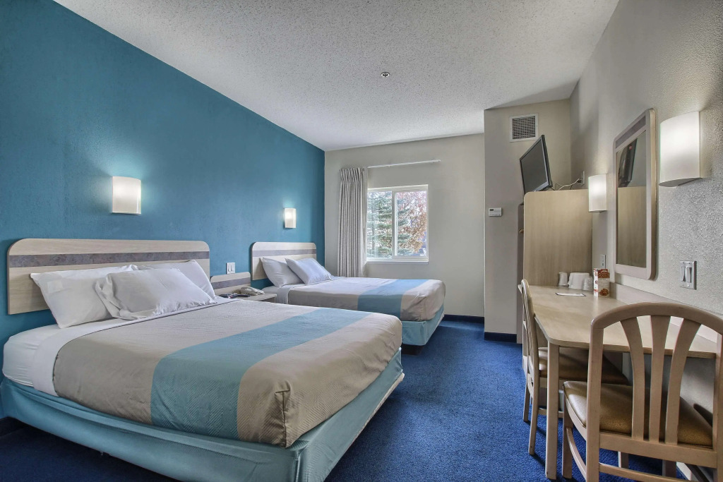 Motel 6-London, ON - Ontario