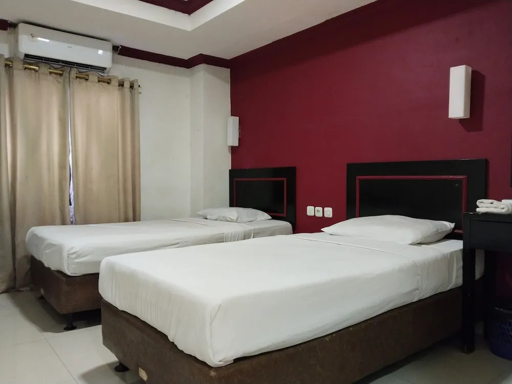 Metro Hotel Bekasi powered by Cocotel
