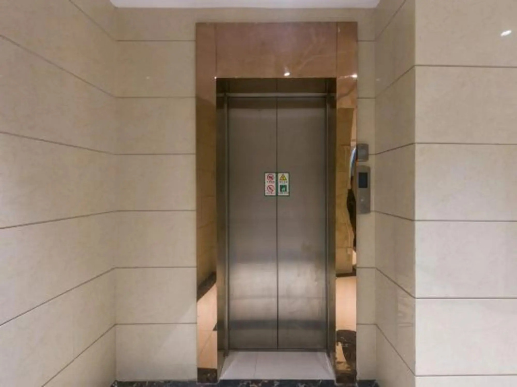 Homeinn Pebble Hotel (Shanghai Nanjing Road Pedestrian Street Jiangyin Road)