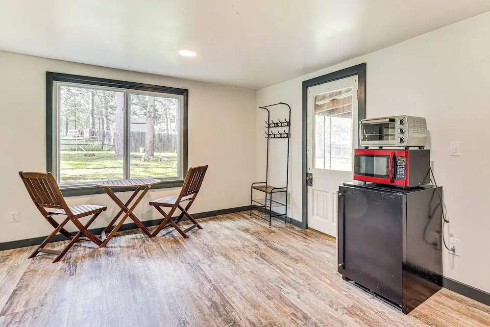 1 Mi to Town: Woodland Park Home w/ Yard!