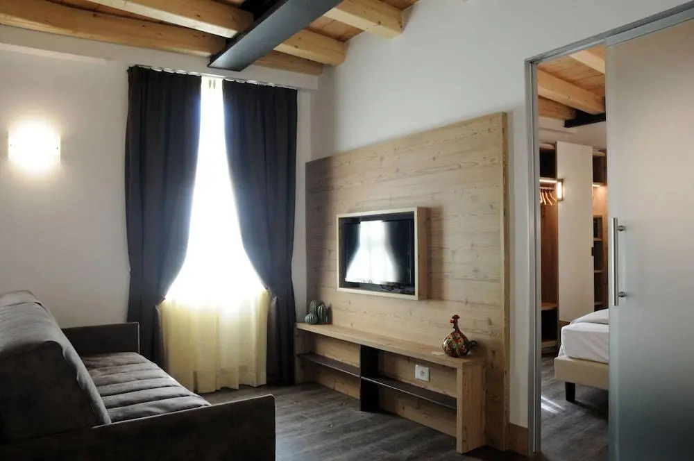 TOURING HOTEL & SPA