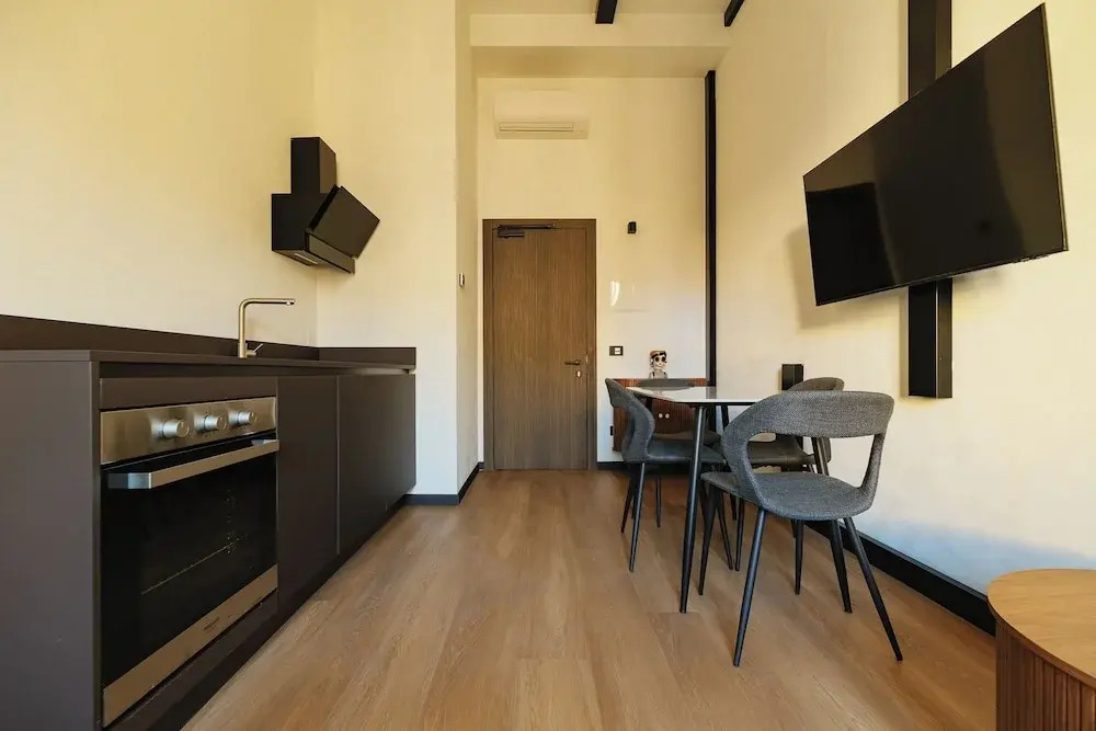 Cavour Suites