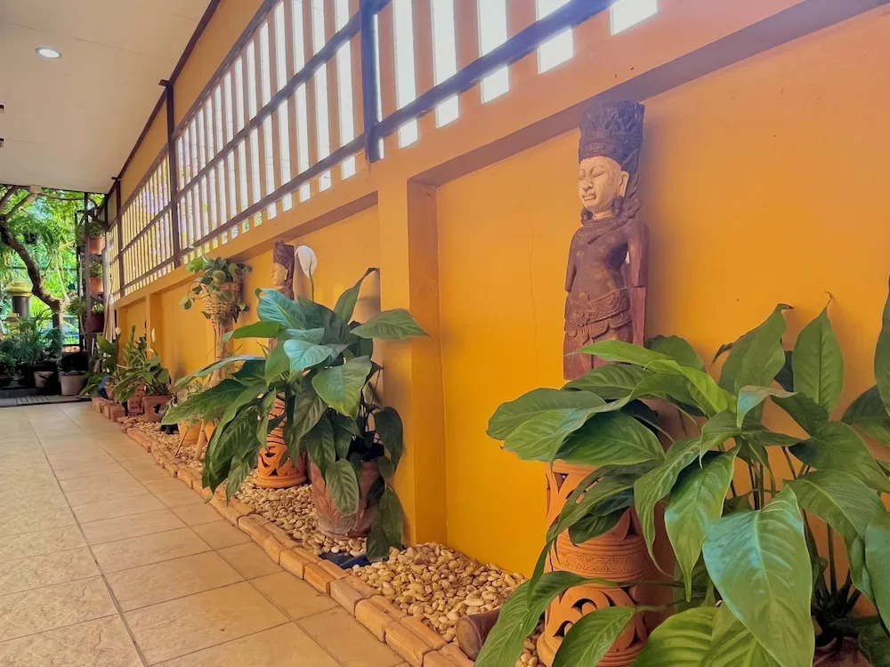Baan Baramee House