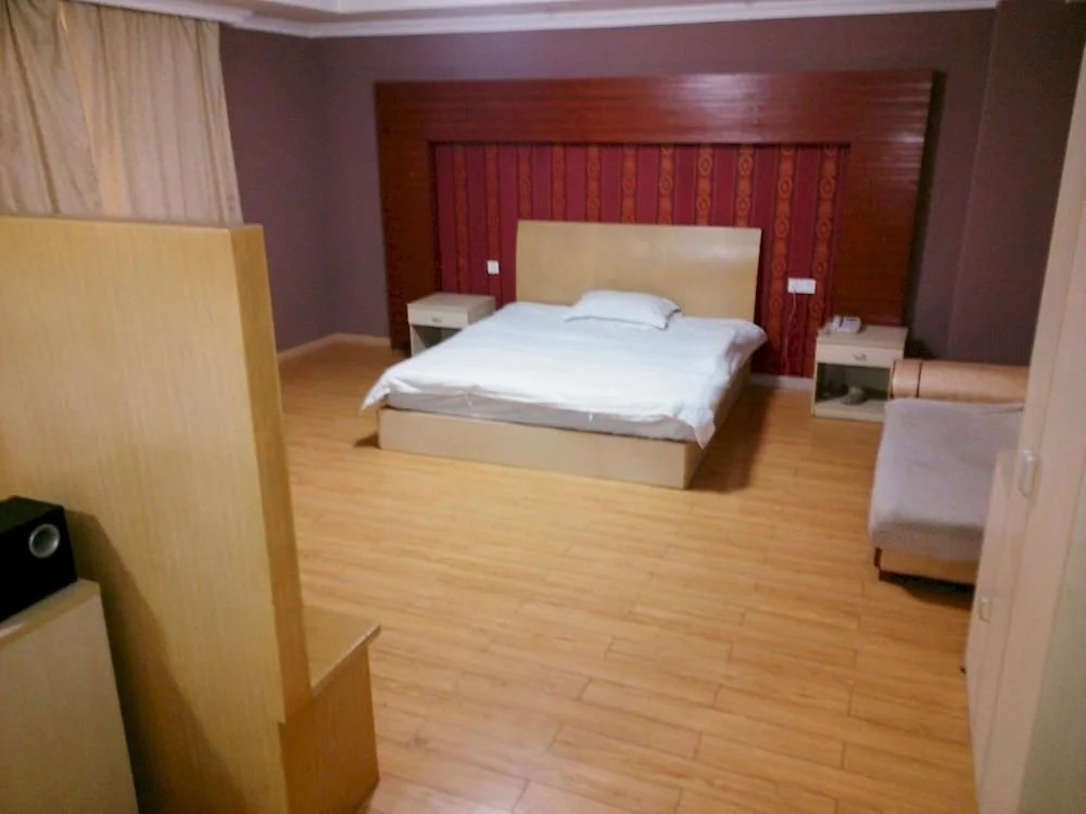 Nanxun Jinchen Business Hotel