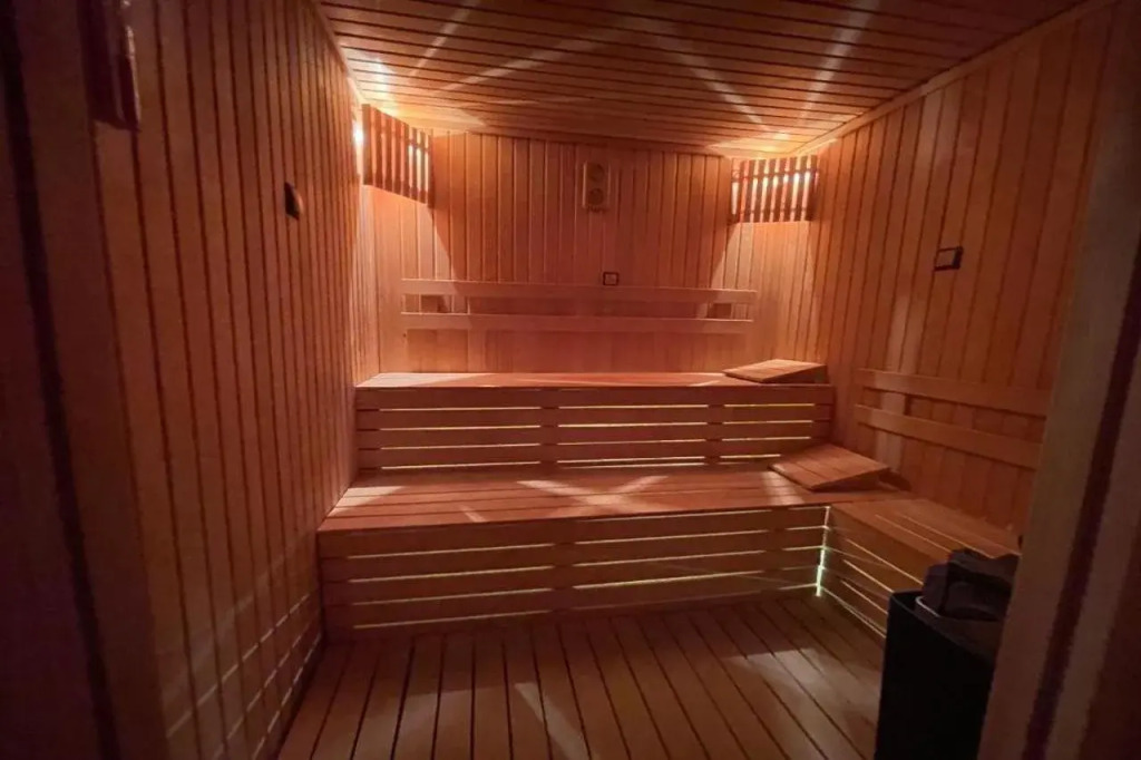 Le Luxe Suites Hotel