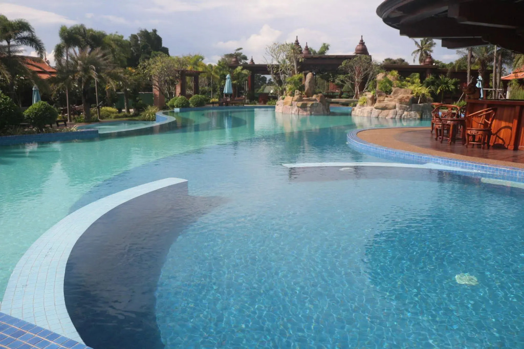 Try Palace Resort Kep
