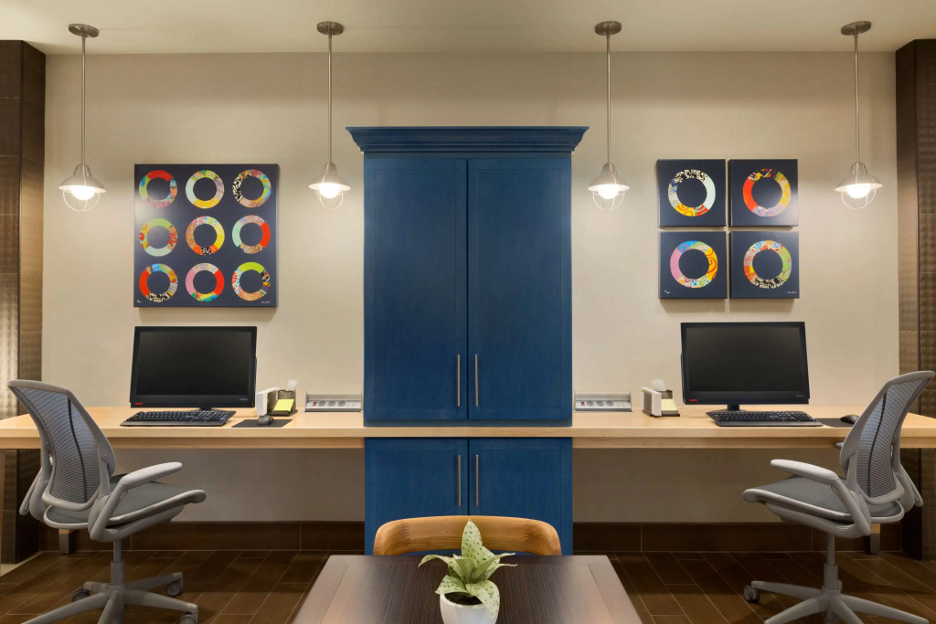 Home2 Suites By Hilton Glendale Westgate