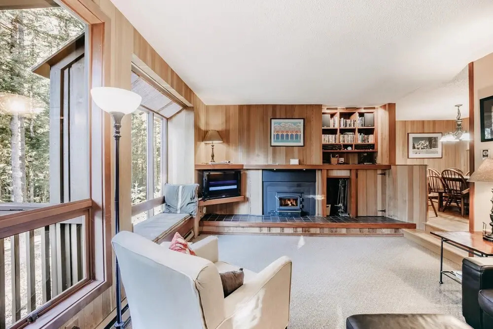 41SW - Sauna - WiFi - Fireplace - Sleeps 8