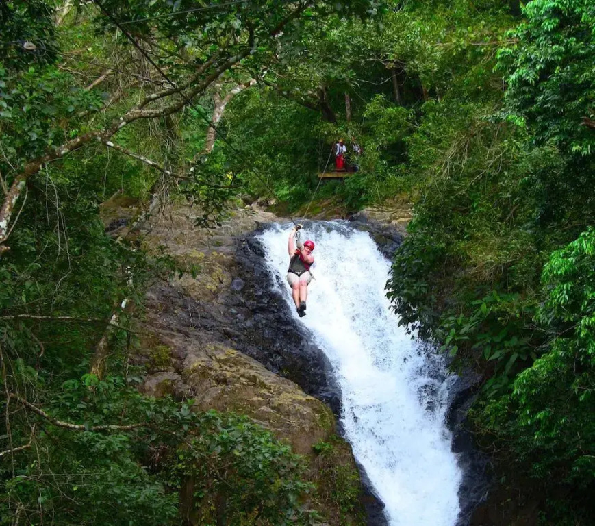 Adventure Park & Hotel Vista Golfo