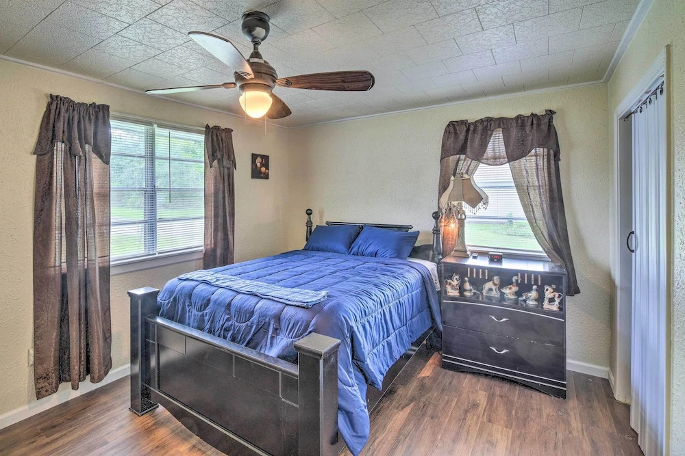 Gulf Coast Home < 2 Mi to Parks & Museums!