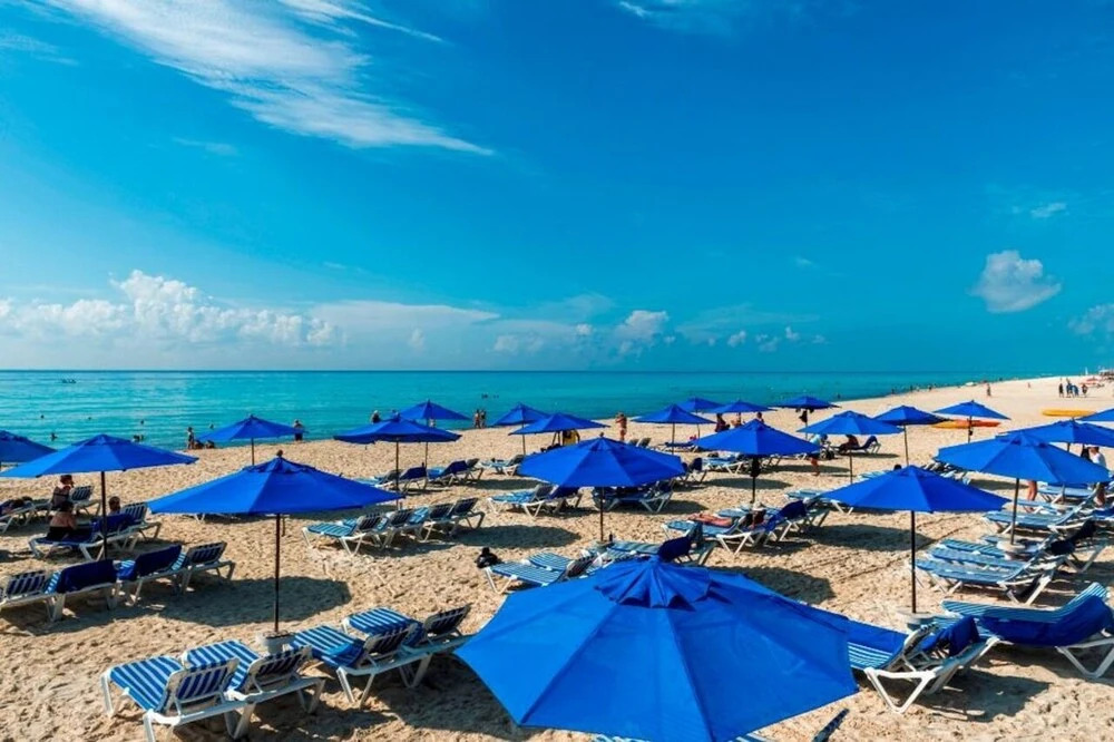 Apt In Playacar Very Close To The Beach And 5th Av