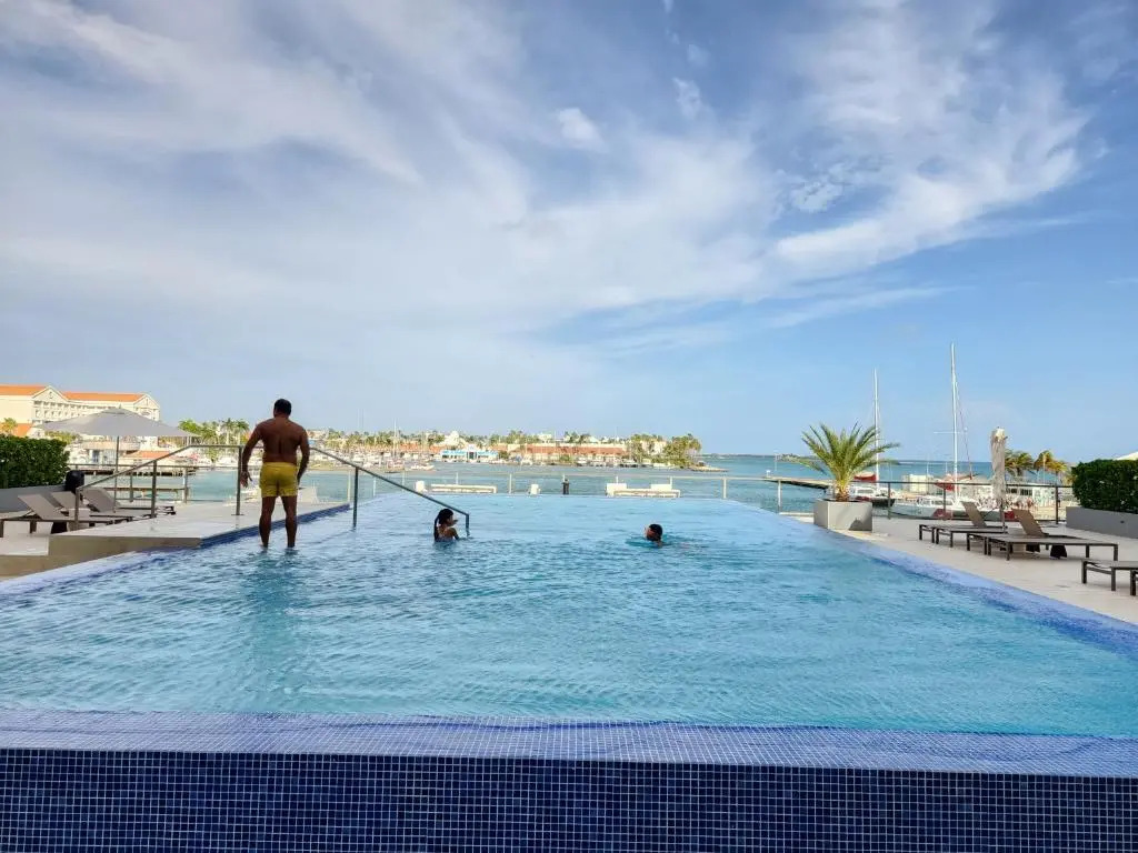 ARUBA DREAM GETAWAY 2BR/2BT OCEAN & POOL VIEW