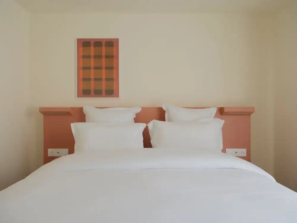 Edgar Suites - Église