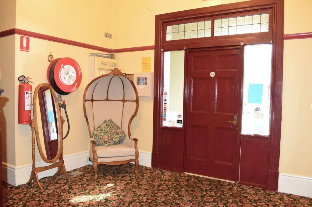 Toorak Manor Hotel Free Parking