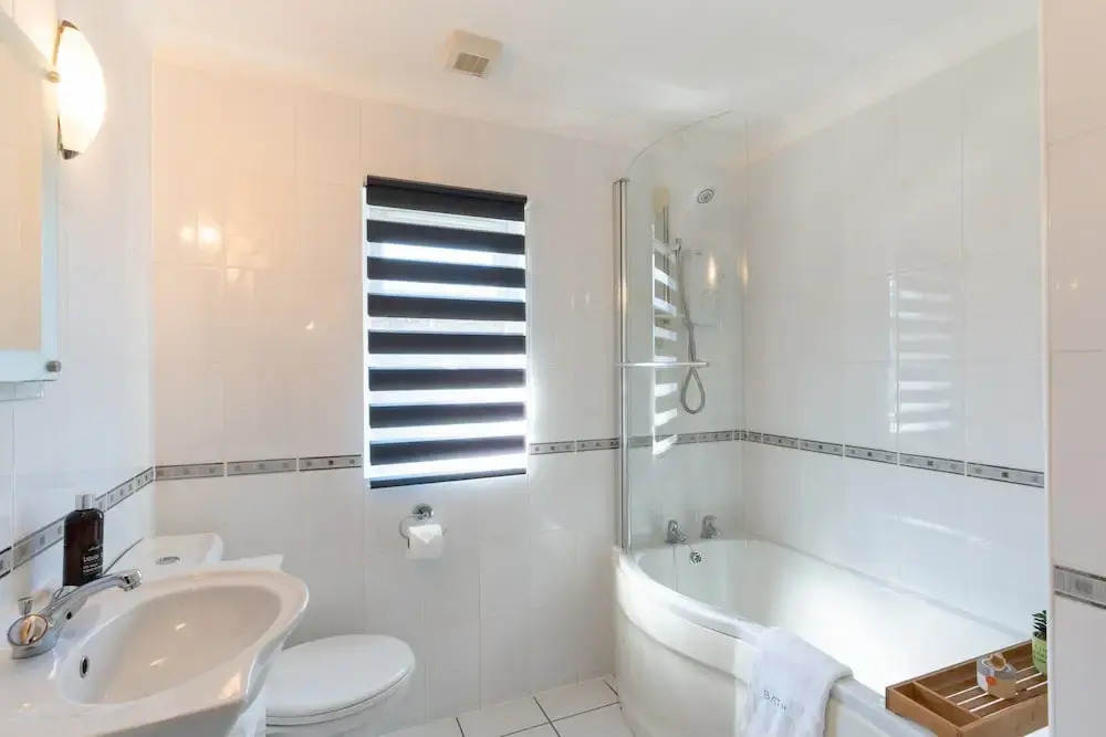Pet-friendly Chalet in Torpoint, No Deposit