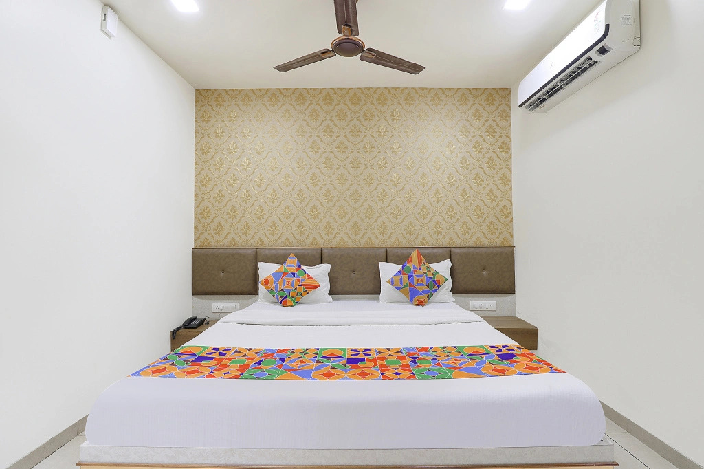 FabHotel Bharosa Inn
