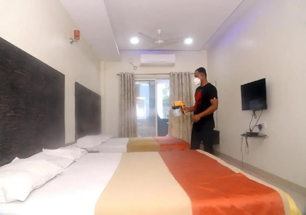 Hotel Radhika Pune