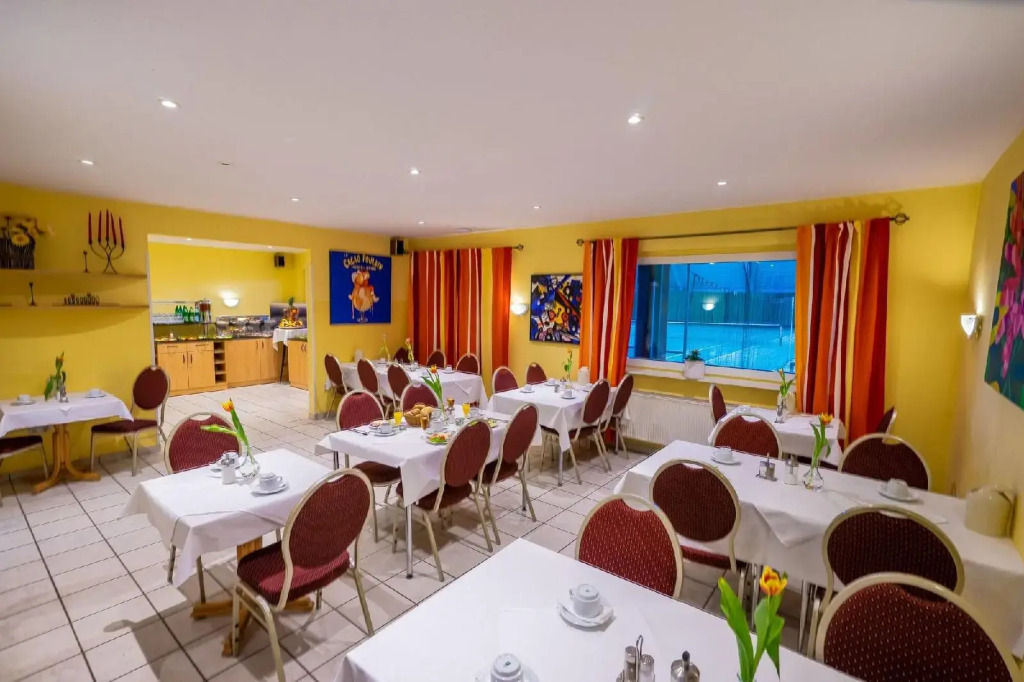 Confour Hotel