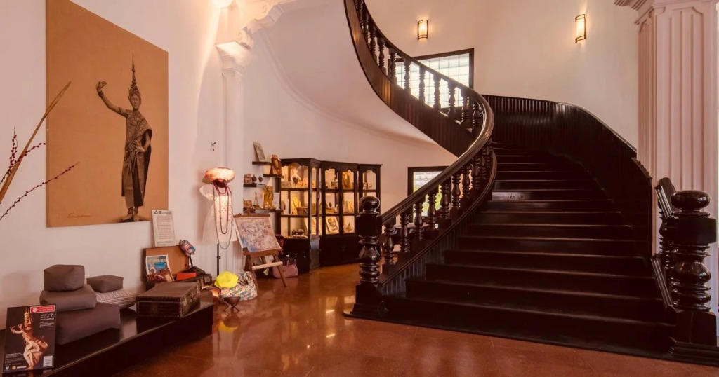 White Mansion 白色公馆