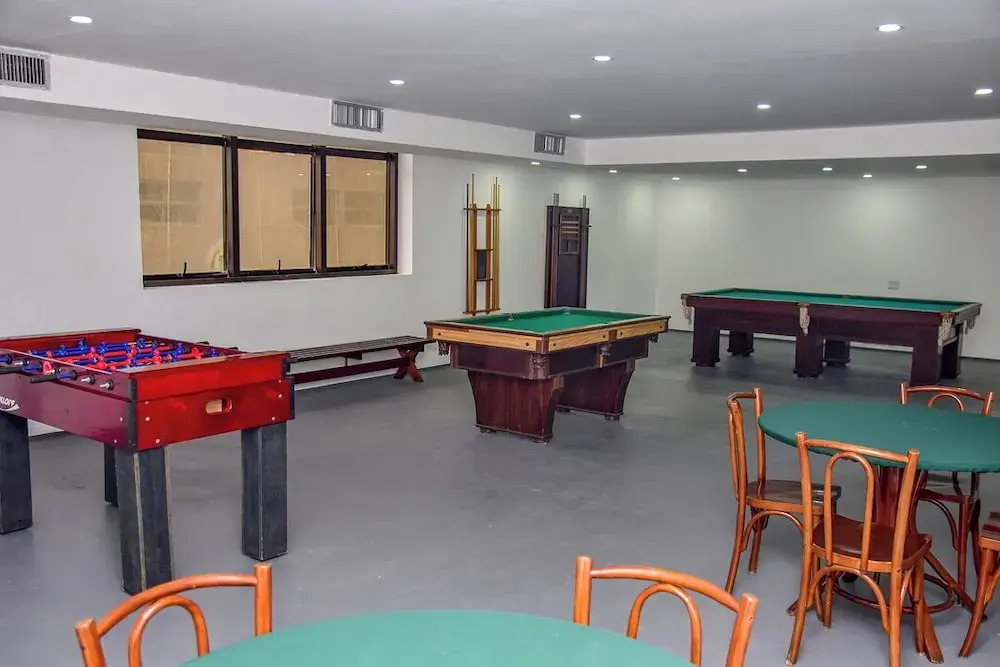 Flat com Piscina e Lazer na Praia de Pitangueiras