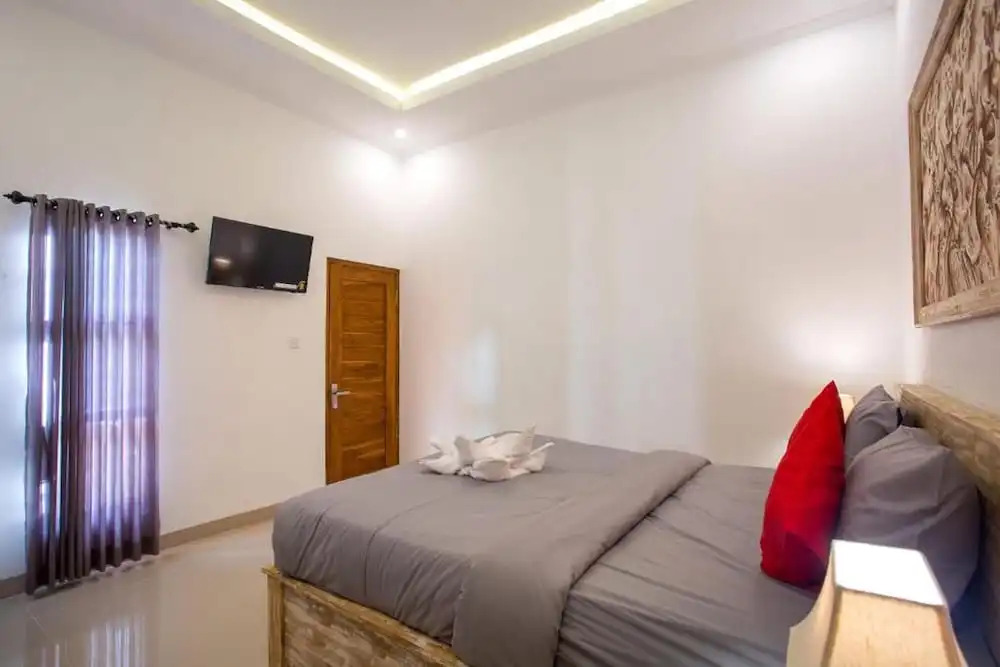 Seven Angels Villa and Hostel
