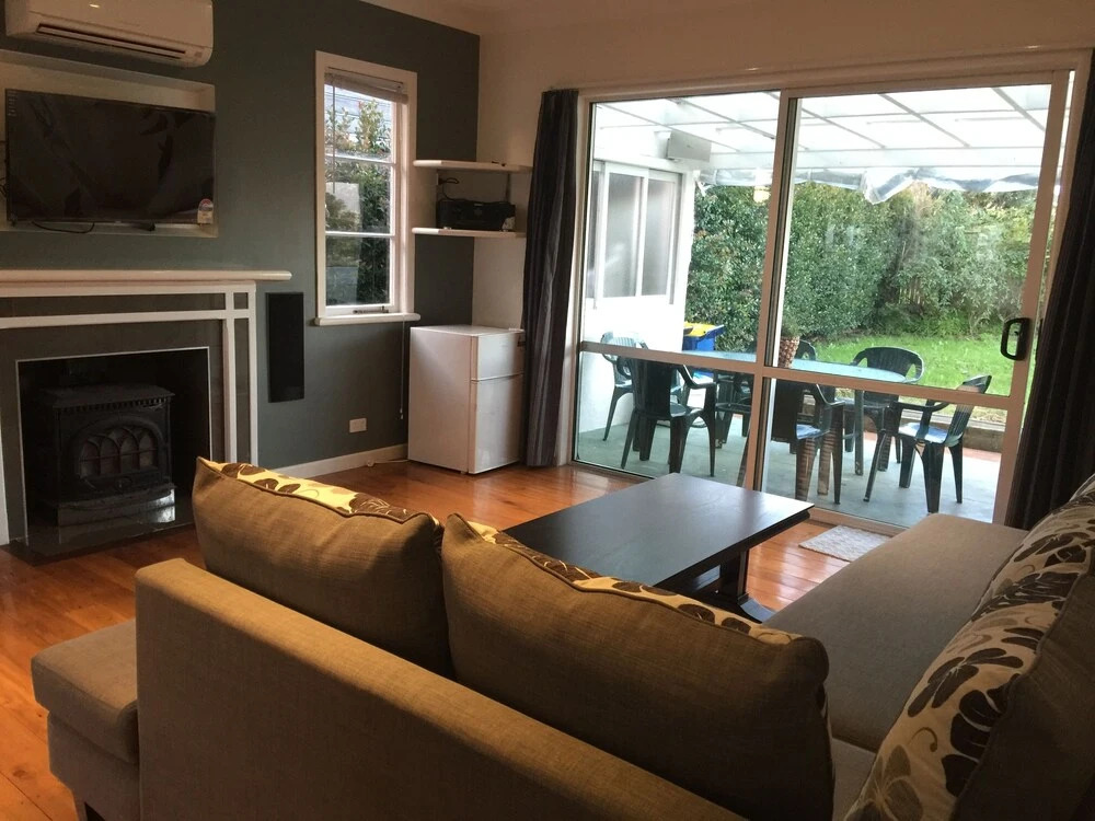 Newly refurbished 2 bedroom in Milford
