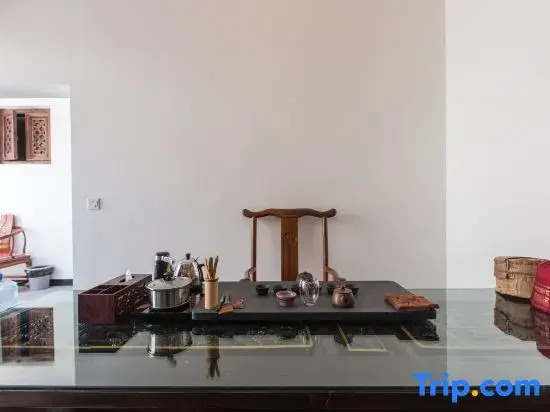 Yunmo Chinese Inn (Jianshui Ancient Town Zhu Family Garden)