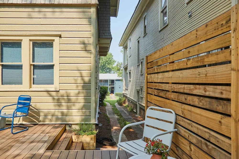 Apt2 Charles - Amazing Outdoors Dog-friendly