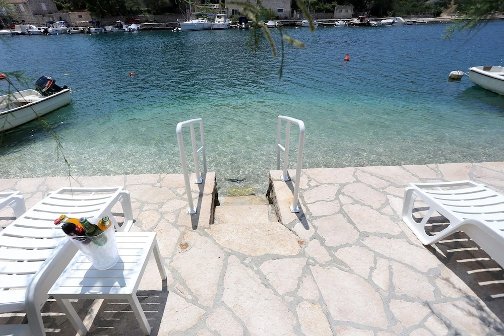 Apartments Seaside
