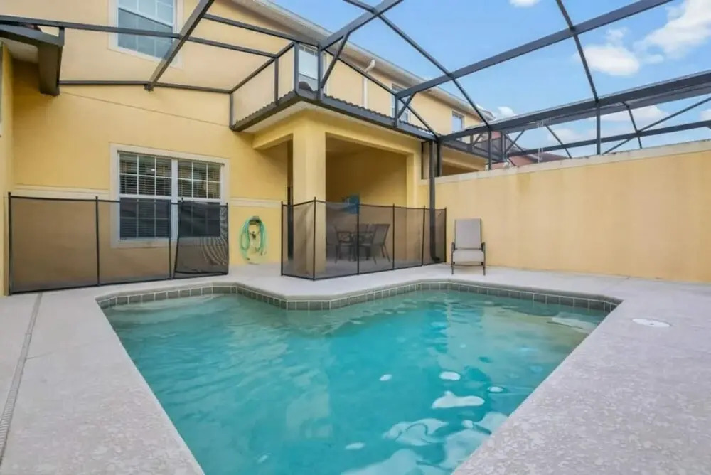 8953 Beautiful House With Pool