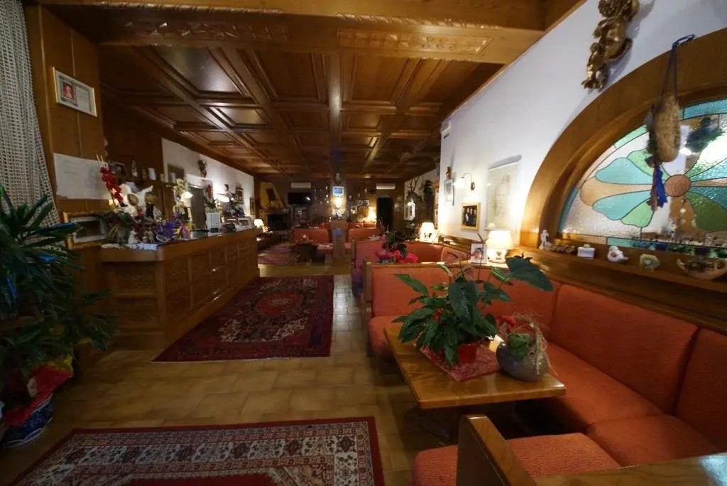 Hotel Alpi