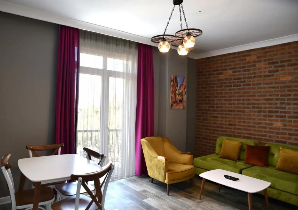 Zeytin Arası Apart Otel