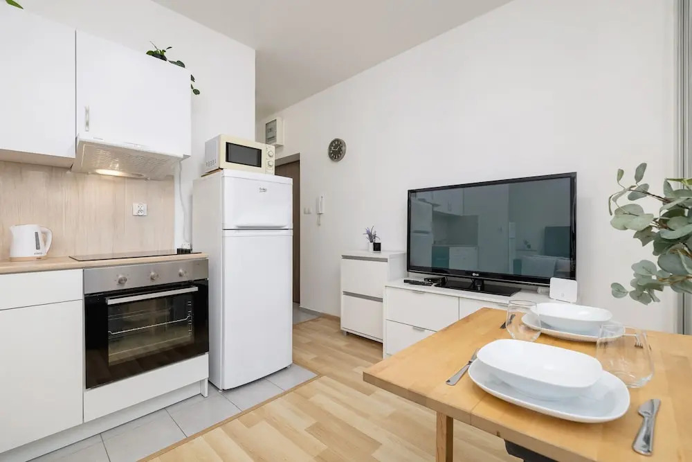 Pet-friendly & Cozy Studio by Renters